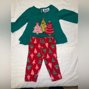 EUC Counting Daisies Christmas outfit, 3-6m